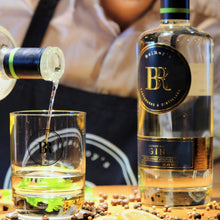 Afbeelding in Gallery-weergave laden, BelRoy's Gin 70 cl (fles) - BelRoy's